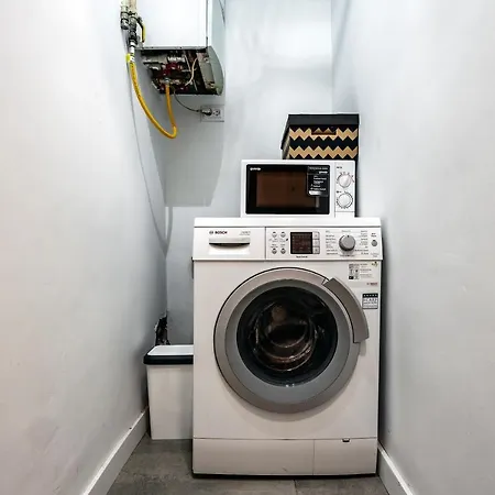 Valova 13, Small * Lviv